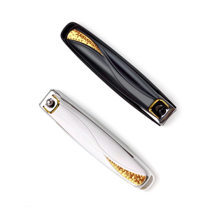 5 colores Nail Art Clipper cortadores de bordes en forma de U puntas de uñas postizas Acero inoxidable madev en Pakistán - Product Image 5