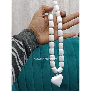 สร้อยคอจี้หัวใจทำด้วยมือทำจากเรซิ่นหลากสีลูกปัดแม่เหล็กล็อคเป็นก้อนและน้ำหนักเบาสำหรับผู้หญิงรูปแบบทันสมัยสไตล์นางฟ้า - Product Image 5