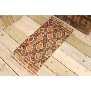 Tapis Kilim turc 1,3 x 2,8 pieds, tapis en laine vintage noir - Product Image 1