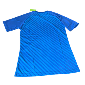 Camisetas de Fútbol Retro de Estilo Urbano OEM, Personalizables, Ligeras, Jersey de Fútbol con Corte Automatizado, Impresión Digital y Diseño de Bordado - Product Image 4