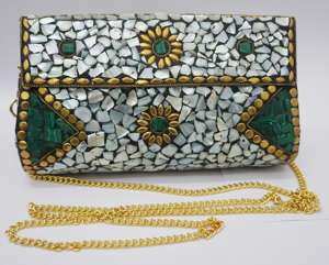 Bolso de Mano Moderno y Ecológico de Nácar Pulido a Mano Personalizado de TIMELESS CRAFT para Mujer, Regalo para Bodas y Fiestas - Product Image 3