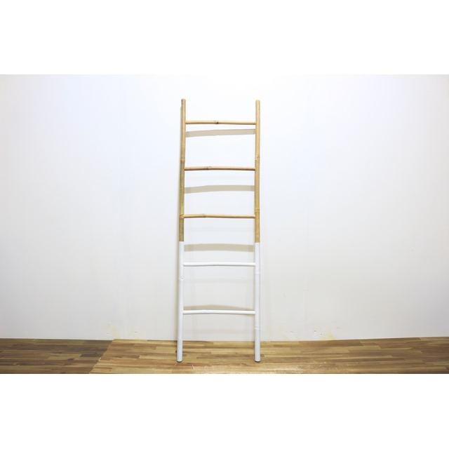 สีขาวผสมธรรมชาติ