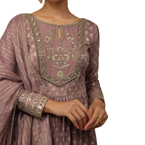 ชุดสูทพาลาซโซปักลายหัวหอมสีชมพูสำหรับผู้หญิงเสื้อผ้าพื้นเมืองผลิตจากโรงงาน - Product Image 4