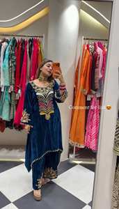 ชุดคุर्ติปาลาซโซปักลายยอดนิยมสำหรับผู้หญิง ใส่ในงานแต่งงานและงานปาร์ตี้ ชุดคุर्ติปาลาซโซสำหรับสาวๆชาวปากีสถาน สำหรับขายส่งเพื่อการส่งออก - Product Image 4