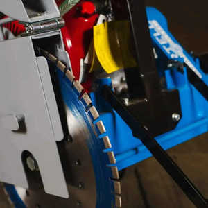 Scie à béton Bartell 18 neuve avec kit d'arrosage pour l'industrie de la construction, dotée d'un moteur et de composants essentiels - Product Image 5