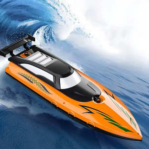 Bateau RC haute vitesse avec télécommande pour des aventures aquatiques rapides - Product Image 5