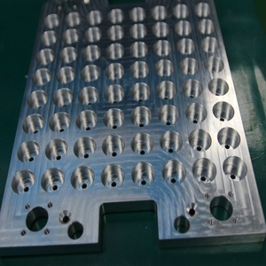 Emboutissage de tôle OEM Emboutissage de tôle en aluminium Pièces embouties de tôle pliée - Product Image 3