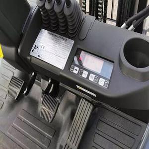 Chariot élévateur industriel diesel résistant de 2.5T avec le levage hydraulique - Product Image 3