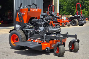 Tondeuse autoportée Kubota ZD1021, 196 cm³, 4 temps, essence, autopropulsée, lame rotative, éjection arrière, qualité industrielle, à vendre - Product Image 4