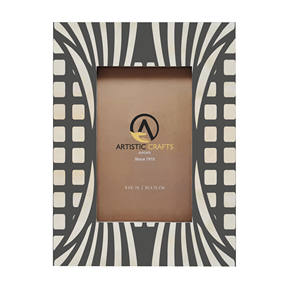 Luxury Handmade Resin Inlay Picture <b>Frame</b> for Elegant Photo Display Intricate Detail for Stylish Home Decor - Product Image 3