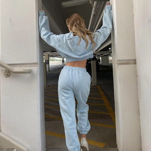 Ventes en gros de costumes de détente pour femmes en molleton doublé de tissu éponge à manches longues et à capuche, ensembles de deux pièces et pantalons - Product Image 3