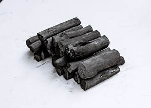 Charbon de bois blanc Binchotan Melaleuca Narguilé au charbon de bois Emballage personnalisé Grill & Machine de chauffage Presse Briquette de charbon de bois dur - Product Image 5