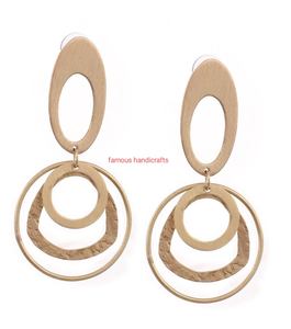 Boucles d'oreilles en laiton plaqué argent de créateur faites à la main - Product Image 2