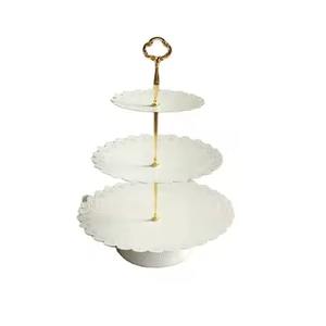 Soporte Redondo para Pastel de Dos Niveles, Acero Inoxidable y Latón, Diseño Decorativo con Detalles - Product Image 2