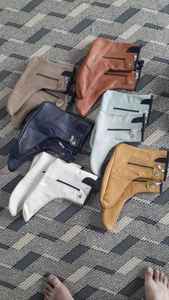 Lujoso Khuff/Khuffain de Piel de Cordero Pakistaní para Hombre, Khuff de Cuero Elegante y Cómodo - Product Image 4