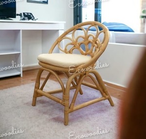 Chaise de luxe pour enfants en bambou tissé de qualité supérieure et rotin, élégante et écologique, chaise Little Starlet pour tout-petits - Product Image 4