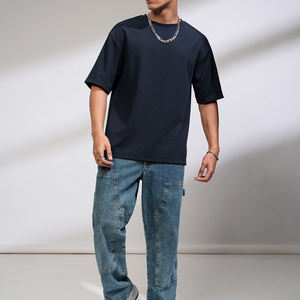 Camiseta de algodón 100% de alta calidad para hombre, nuevo diseño, transpirable, de secado rápido, manga corta, ajuste holgado, a la moda patrón de letras, venta al por mayor - Product Image 3