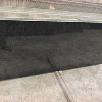 Dalles et carreaux en granit noir Galaxy antique indien moderne pour comptoirs d'hôpitaux et de villas par Vinayak Exports