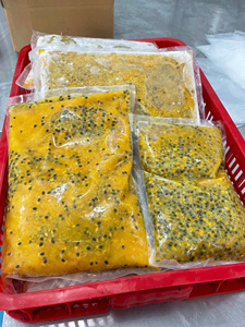 Concentré congelé de fruit de la passion emballé dans des tambours aseptiques pour la fabrication de boissons et des marques d'OEM - Product Image 3