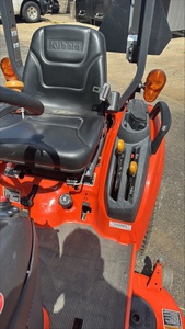 Tractor Kubota BX1880T 2020 con Cortadora de Césped - Product Image 3