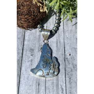 Pendentif Alonzo Mariano tendance en argent sterling plaqué rhodium avec clé taille princesse pour fiançailles chrétiennes - Product Image 1