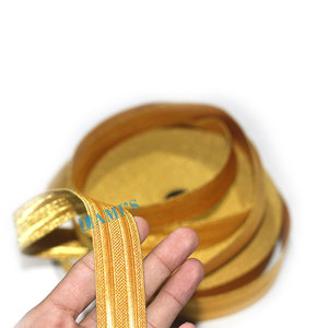 Venta al por mayor de oro metálico trenza OEM uniforme de encaje trenza en tamaños de 7mm a 80mm Custom Trim Tresse Galon en plata oro metálico - Product Image 1