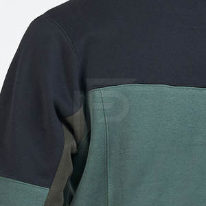 Survêtement d'entraînement en plein air pour hommes de grande taille avec logo personnalisé Matériau durable pour l'hiver avec épaule tombante Dernier style - Product Image 6