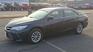 2015 Toyota Camry Le - Product Image 4