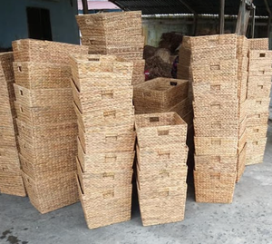 Durable and Lightweight Water Hyacinth Basket Ideal for Organizing and Displaying <b>Household</b> <b>Items</b> - Product Image 2