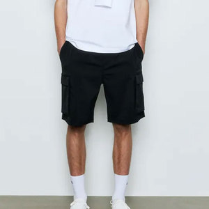 Pantalones cortos de entrenamiento informales al mejor precio para hombre, estilo deportivo de nailon, decoración de patrón sólido, diseño medio personalizable, bolsillos de venta en línea - Product Image 3