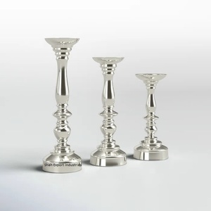 Pilier de bougie en métal décoratif de table le plus vendu pour la décoration de la maison et du mariage Pilier de bougie plaqué argent - Product Image 4