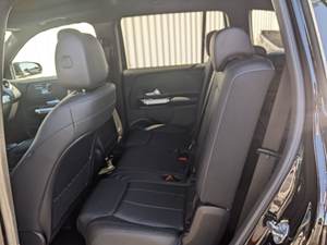 Mercedes-Benz GLB 250 2021 Usado en Buen Estado, Color Negro - Product Image 4