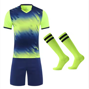 Nouvel ensemble de maillot de football pour hommes adultes, entraînement sportif, 100% polyester, manches courtes, respirant, léger, séchage rapide, uniforme - Product Image 2