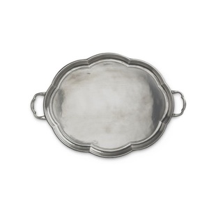 Plato de metal redondo y ovalado hecho a mano, perfecto para servir aperitivos, postres, frutas y bocadillos en casa o en fiestas. - Product Image 5