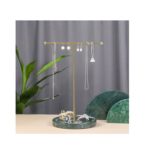 Soporte de exhibición para joyería, estante de exhibición de joyería retro de acero inoxidable, hecho a mano - Product Image 3