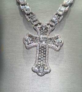 Haute qualité deux tons argent et or glacé breloques nom personnalisé pendentif avec VVS Moissanite diamant Style Hip Hop - Product Image 1