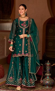 Beau costume palazzo en soie traditionnel pour femmes avec broderie et travail à la main pour les mariages, les fêtes et tous les événements - Product Image 2