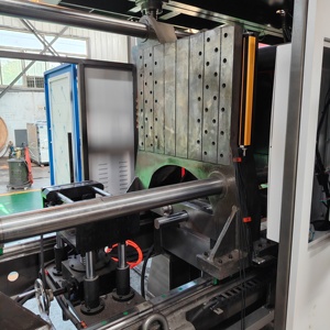 Machine de moulage par soufflage de seaux et tambours d'huile PE-HD en plastique de qualité <span class=keywords><strong>alimentaire</strong></span> 25L - Product Image 4