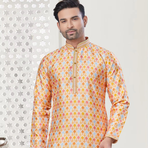 Pyjama Kurta en tissu de soie Malai en coton de créateur lourd Style formel indien et pakistanais avec touche imprimée numérique - Product Image 1