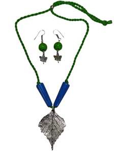 สร้อยคอเรซินทำด้วยมือและอุปกรณ์เสริมดีไซน์ใหม่สำหรับเป็นของขวัญสำหรับผู้หญิง - Product Image 4