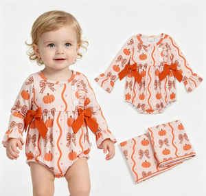 Mono de manga larga con volantes y botones para bebé niña, diseño de calabazas y lazos, para otoño - Product Image 4