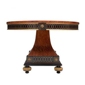 Mesa de Entrada Clásica de Lujo con Diseño de Latón y Madera - Product Image 2