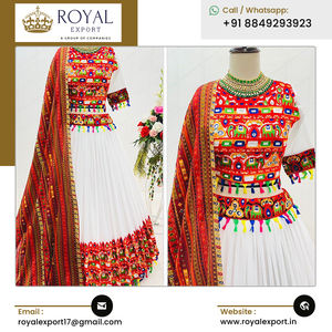Venta al por mayor de calidad superior Navratri especial puro algodón Gamthi trabajo Lehenga Choli con espejo trabajo a bajo precio - Product Image 2