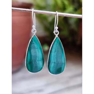 ต่างหูเงินแท้ 925 ทำมือ ทรงหยดน้ำ สไตล์วินเทจ ประดับพลอยมาลาไคต์รูปทรงลูกแพร์ ของขวัญวันเกิดสำหรับเธอ - Product Image 6
