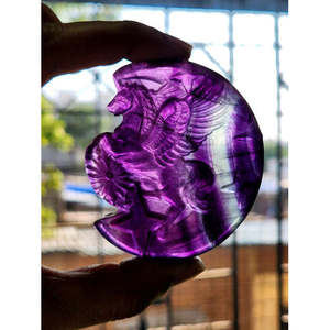 Licorne en fluorite violette - Où la fantaisie rencontre la splendeur de la nature - Sculpture animale - Product Image 2