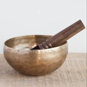 Bol musical en laiton antique avec motif sculpté adapté aux rituels de guérison traditionnels Méditation et pratiques de soulagement du stress - Product Image 1