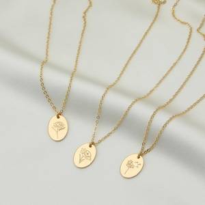 Collana pendente personalizzata in argento 925 con <span class=keywords><strong>nome</strong></span> del <span class=keywords><strong>fiore</strong></span> di nascita mese floreale inciso in acciaio inossidabile gioielli in pietra perla damigella regalo - Product Image 4