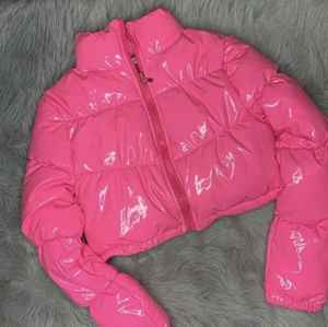 Blouson matelassé vintage en laine personnalisable avec logo brodé, capuche et motif patchwork 3D, service ODM/OEM disponible, taille XS pour l'hiver - Product Image 1