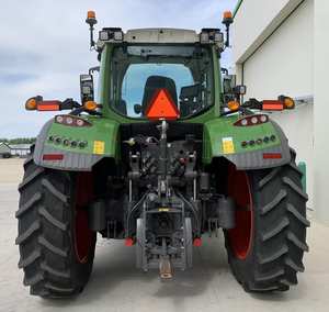 Tracteur Fendt 2023 VARIO 4x4 720-Puissance agricole intelligente avec pompe d'entraînement à engrenages 209HP et boîte de vitesses pour des performances polyvalentes - Product Image 4