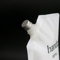 Pochettes de recharge liquide de 1500 ml avec bec verseur pour distributeur de shampoing, gel douche et nettoyant corporel